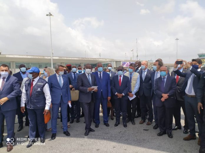 Arrivee-a-linstant-des-vaccins-anti-covid-19-en-Cote-dIvoire-1-1