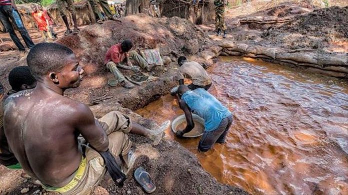 site d'orpaillage au Burkina